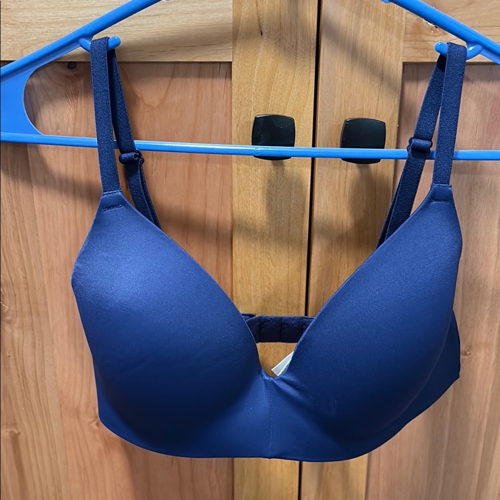 Pink Victoria Secret Wear Everywhere Wireless Bra Navy Blue; 34D